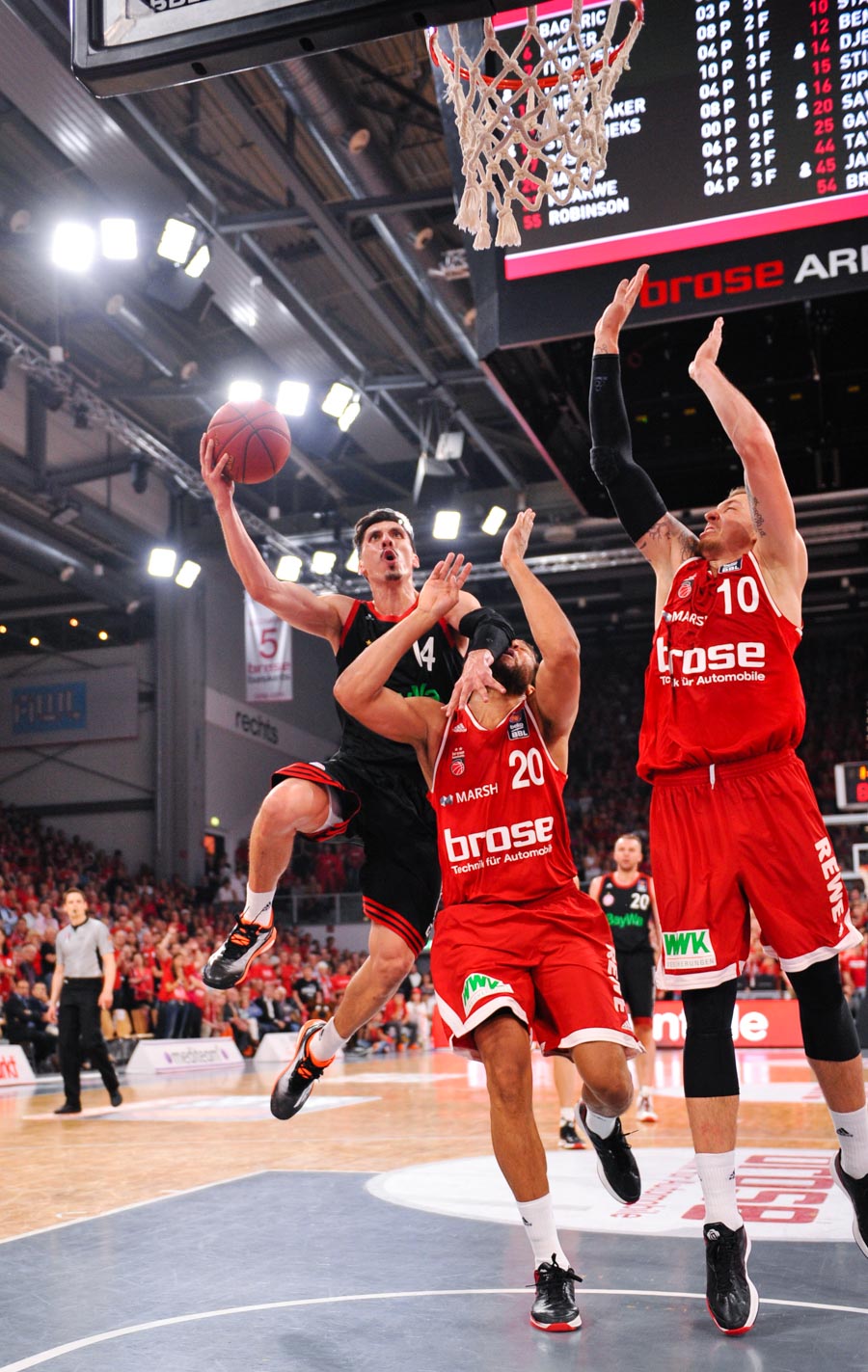 21.06.2015, Basketball, 1. Bundesliga, BBL, Saison 2014/15, Playoffs, Finale, Spiel 5, Brose Baskets Bamberg - FC Bayern Muenchen Basketball