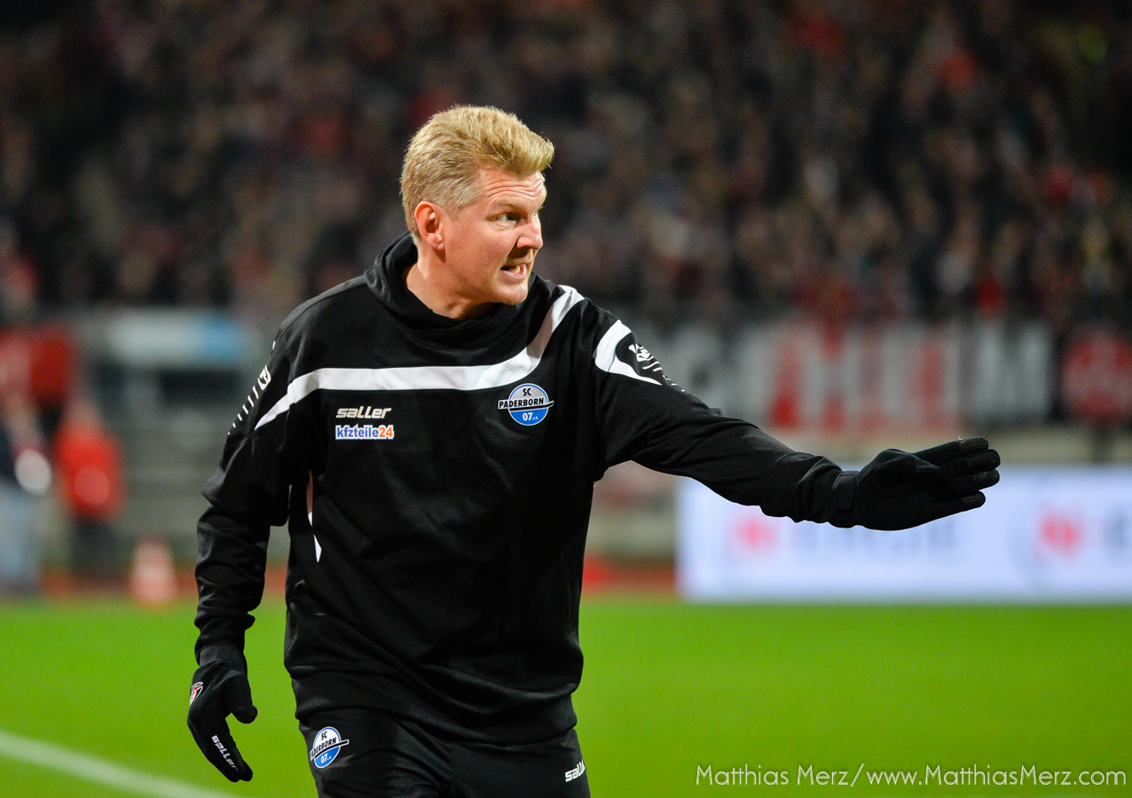 04.12.2015, Fussball, 2. Bundesliga, Saison 2015/16, 1. FC Nuernberg - SC Paderborn